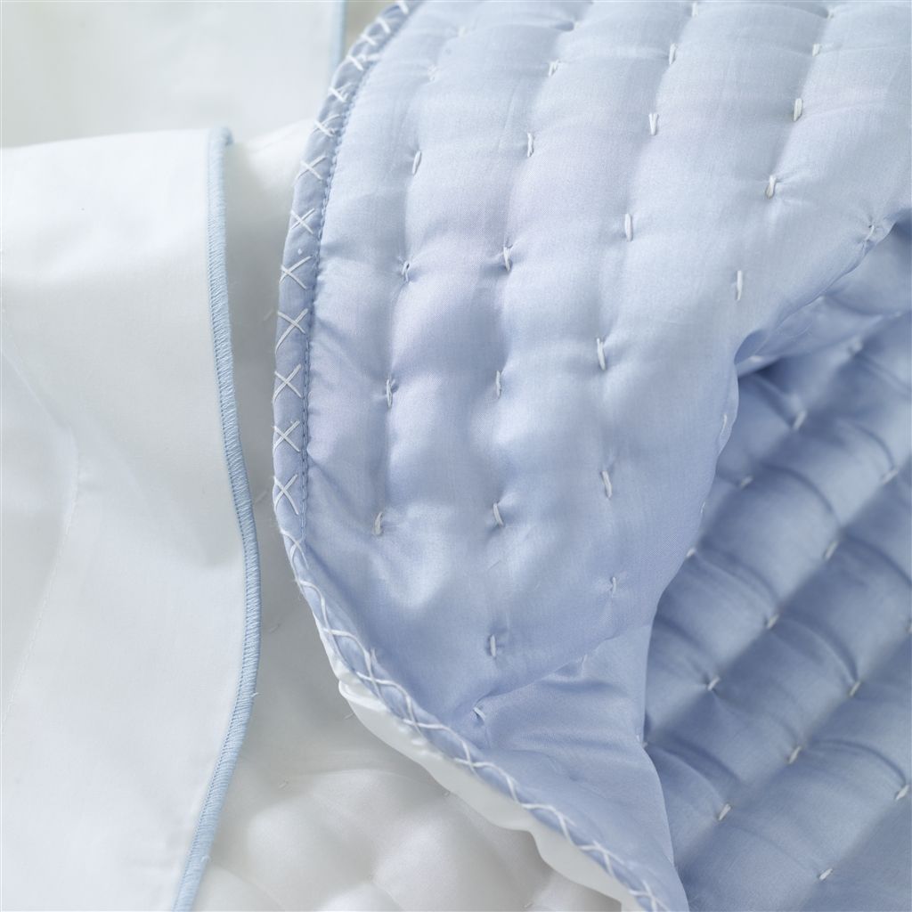 Édredon Chenevard Ciel & Craie - Designers Guild
