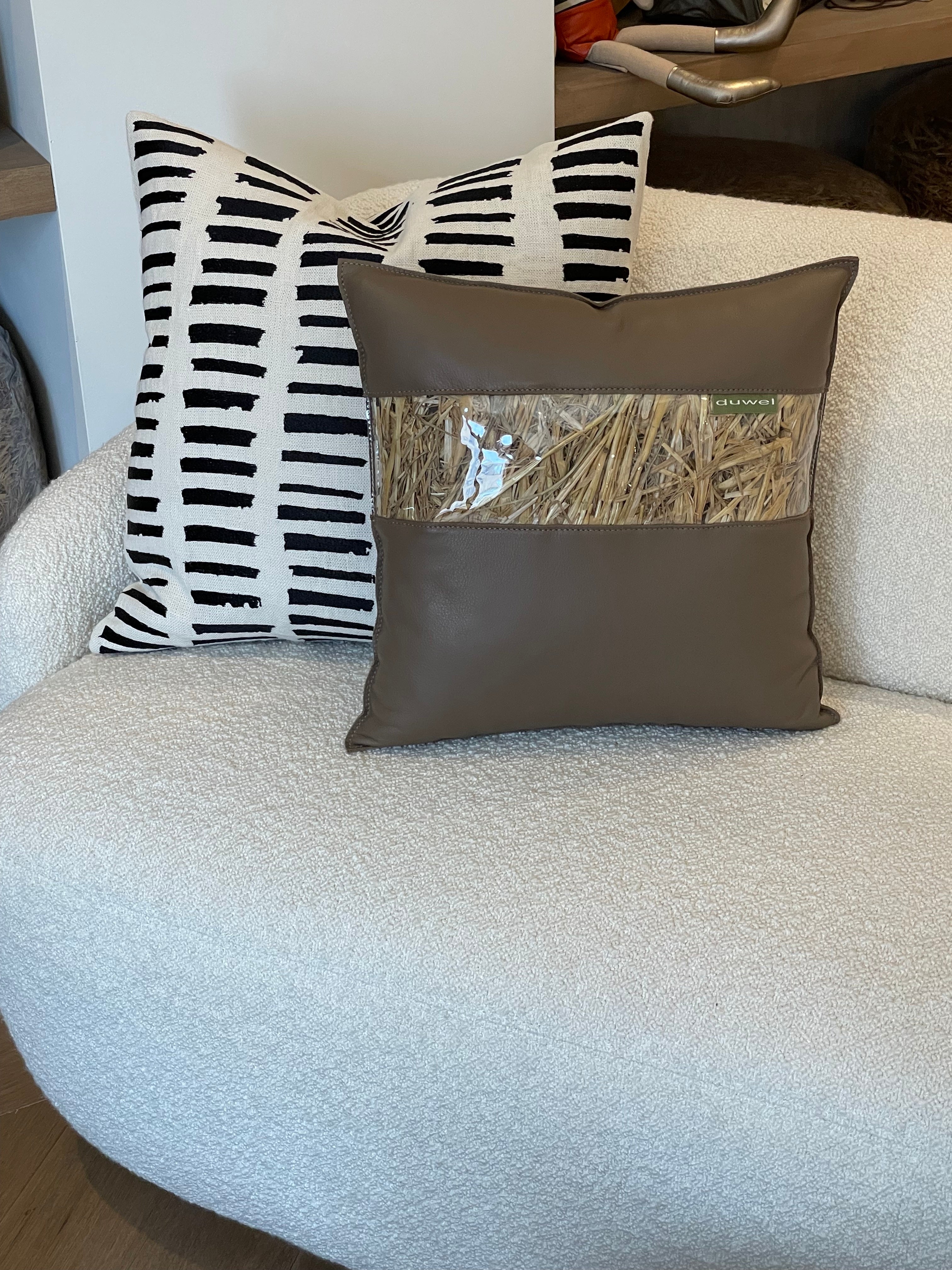 Coussin cuir Duwel