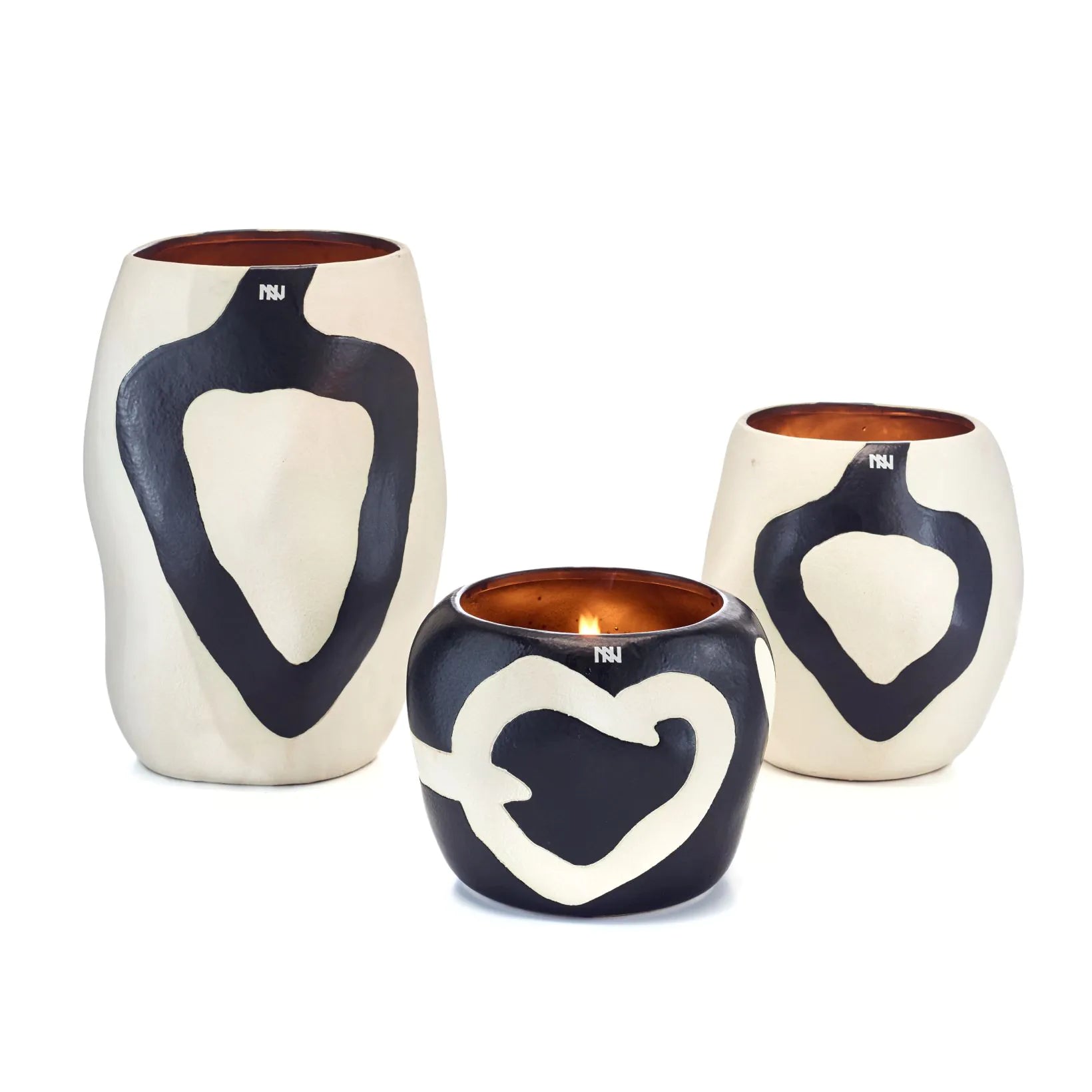 Chandelle Cape Black Escape - ONNO