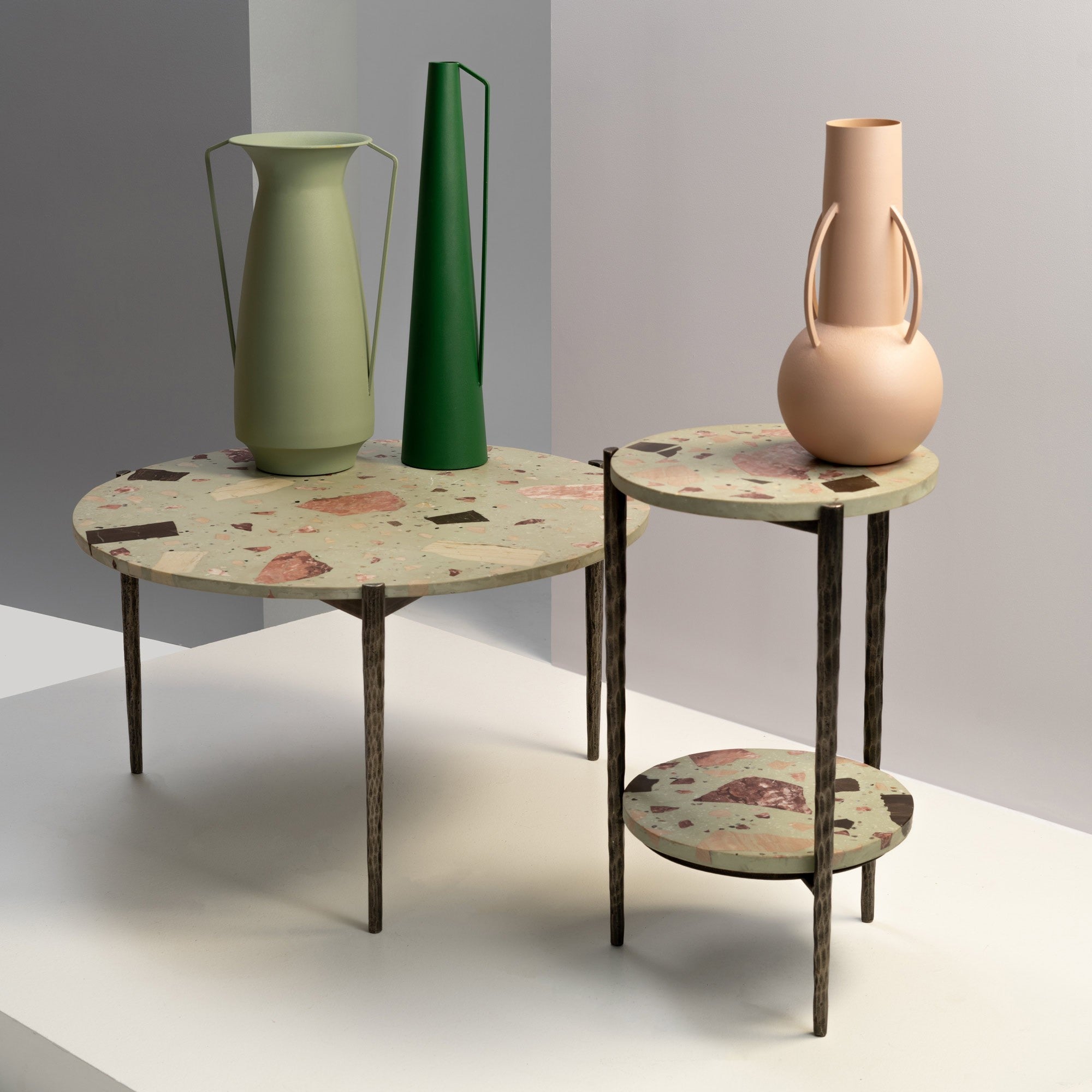 Table d'appoint POLSPOTTEN - Nougat crème menthe
